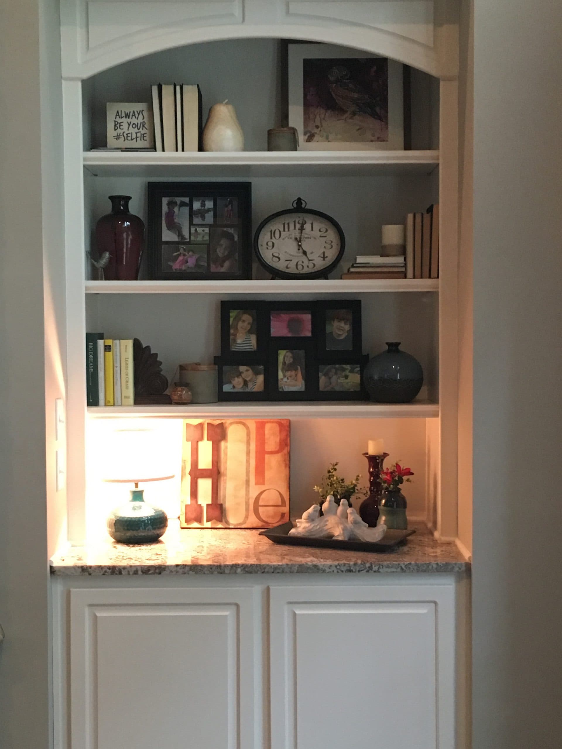 Bookshelf Makeovers - AFTER
