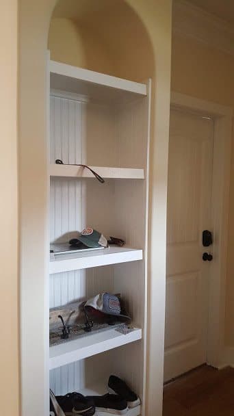 Bookshelf Makeovers - BEFORE