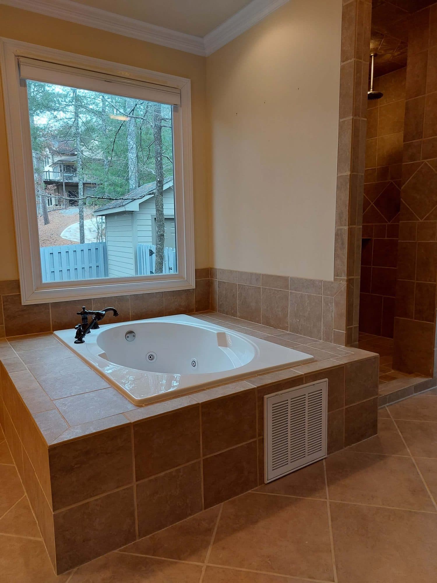 Laurel Valley Master Bath - Before