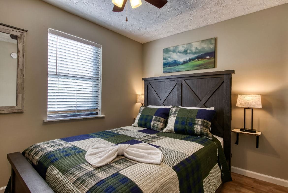 Pigeon Forge Vacation Rental Remodel - After Queen Bedroom