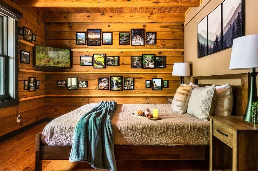 Wears Valley Vacation Rental - After Living Room